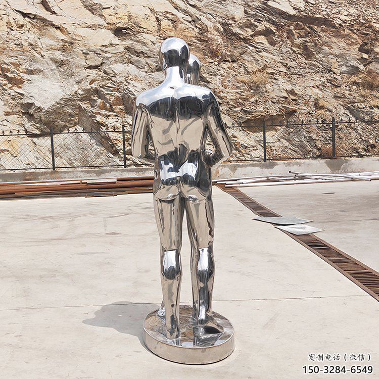 未央廣場(chǎng)情侶雕塑