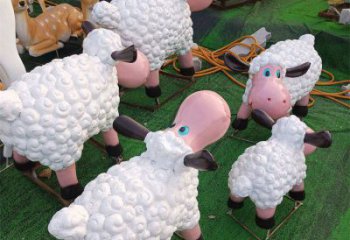 達州小區(qū)小羊雕塑，彩繪動物雕塑，抽象效果