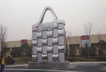曲靖景觀背包雕塑優選，陸地擺件，園林不銹鋼背包雕塑供應