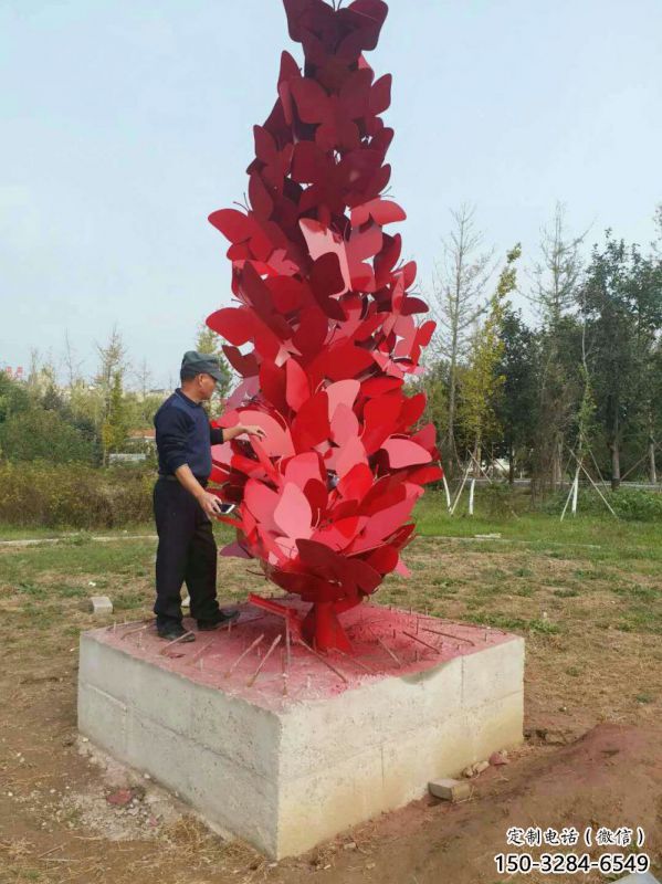 萬州公園花環(huán)雕塑
